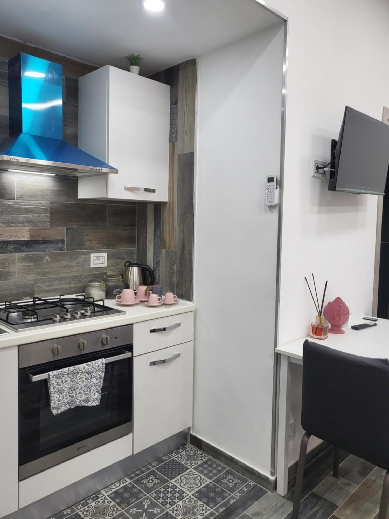 L'Approdo Di Dante Apartamento Nápoles Quarto foto